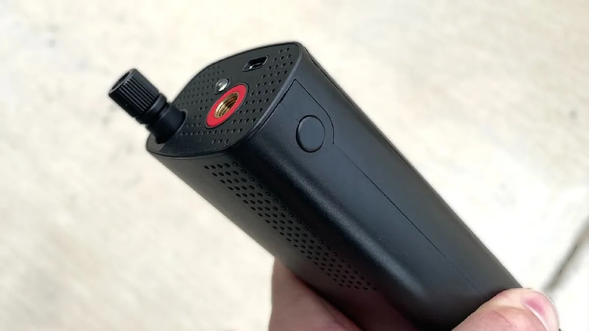 Airmoto tire inflator digital gauge display